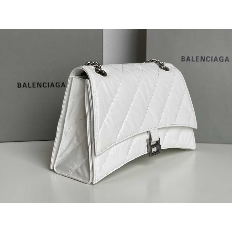 Ba*len*cia*ga crush quilted shoulder bag calfskin white