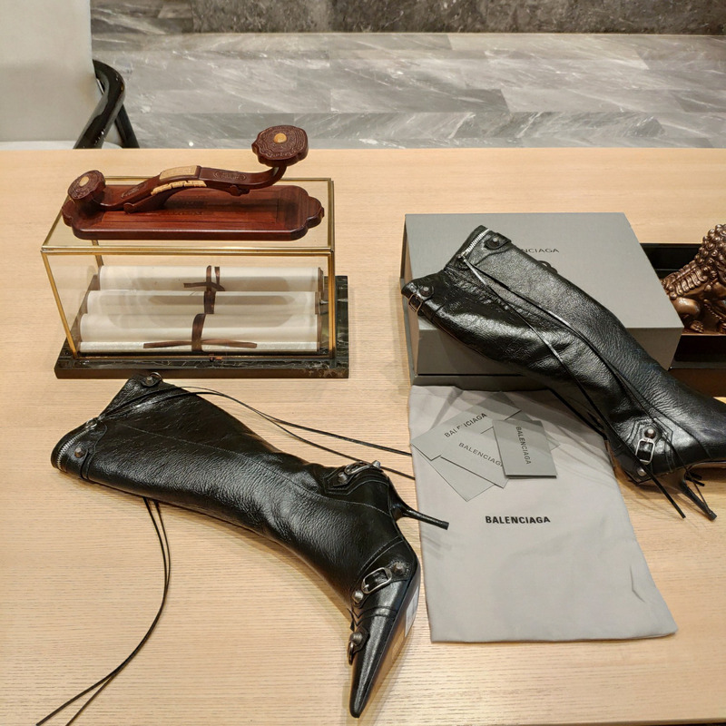 Ba*len*cia*ga cagole boot arena boot