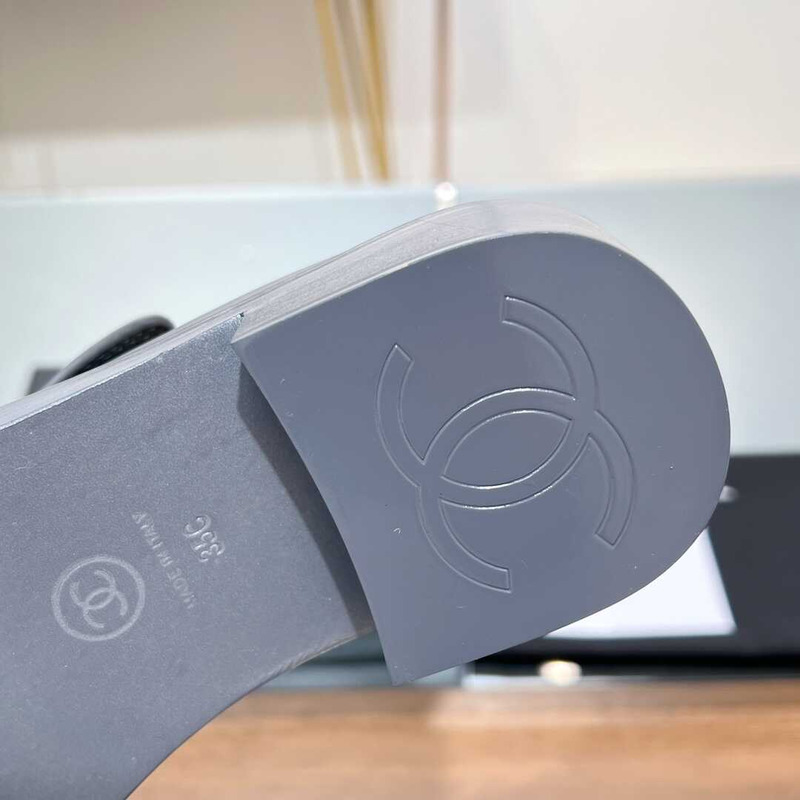 Ch*el large cc calfskin loafer grey