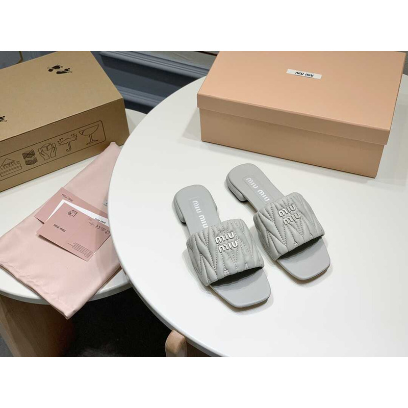 Miu Miu Matelassé Slipper Sandal In Soft Suede Gray