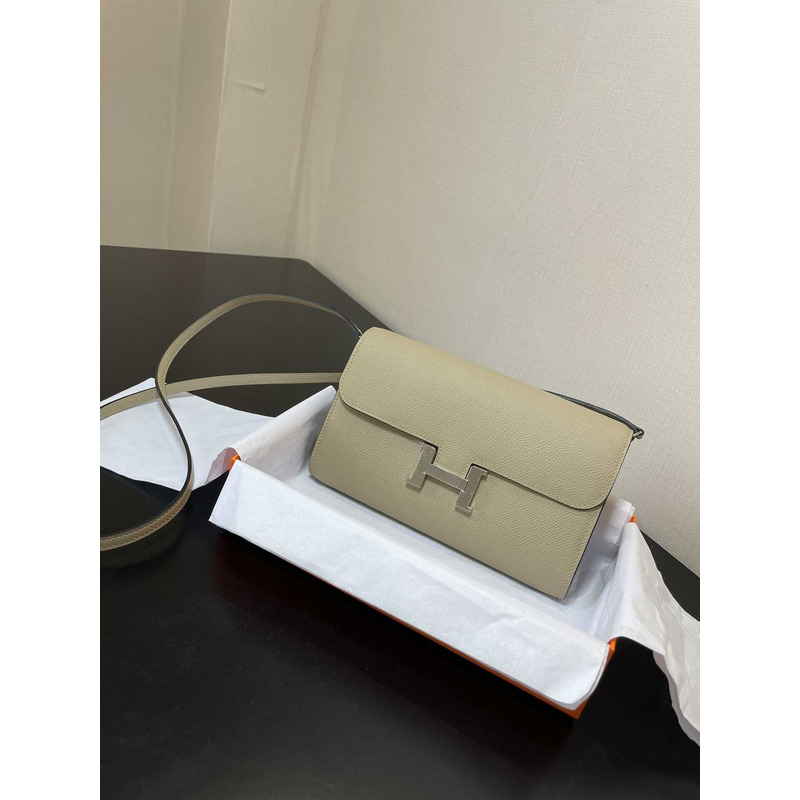 H**mes constance wallet to go silver hardware beige