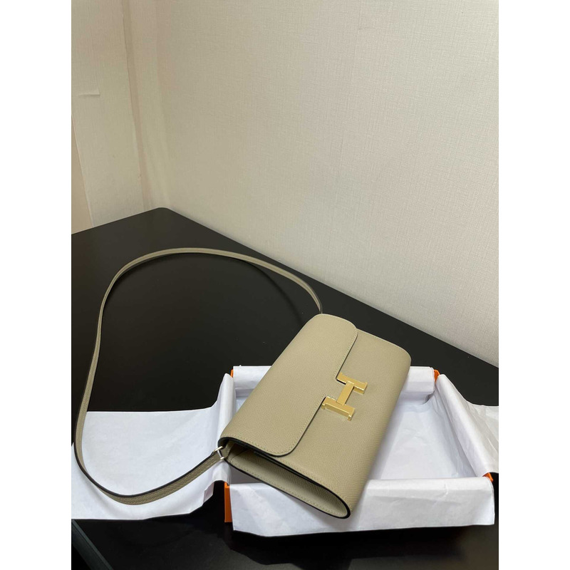 H**mes constance wallet to go gold hardware beige