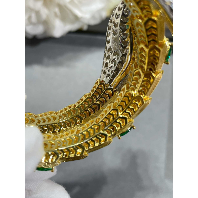 b*l*ai Di*m*nd serpenti snake bracelet