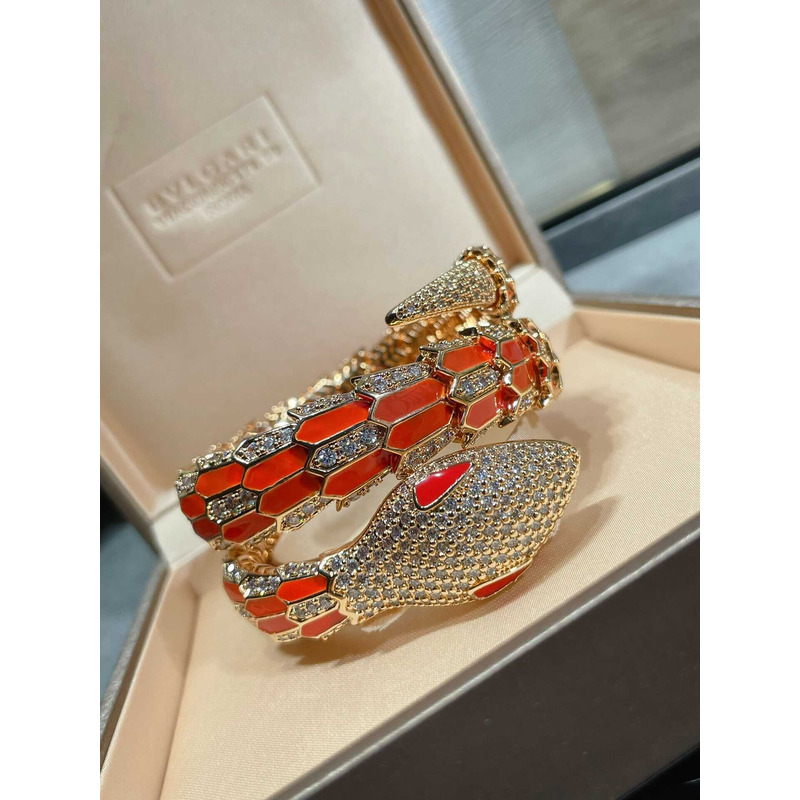 b*l*ai Di*m*nd serpenti snake bracelet