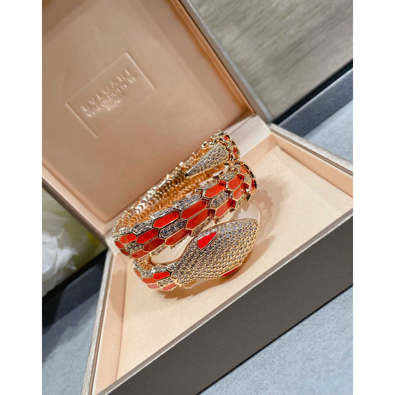 b*l*ai Di*m*nd serpenti snake bracelet