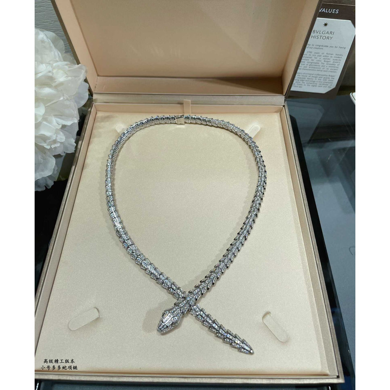 b*l*ai serpenti Di*m*nd necklace