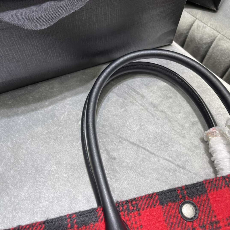 Saint Laurent Rive Gauche Vertical Shopper In Linen And Cotton Black And Red