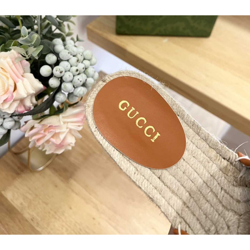 G*u*i pilar gg matelasse espadrille slide sandal beige