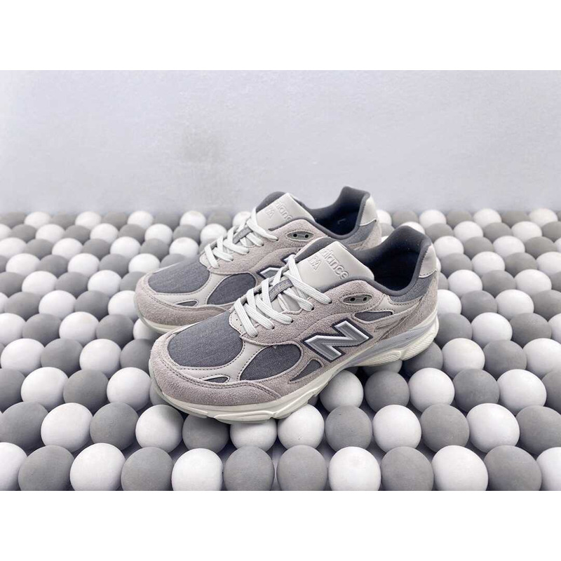 New Balance 990V3 Levi\