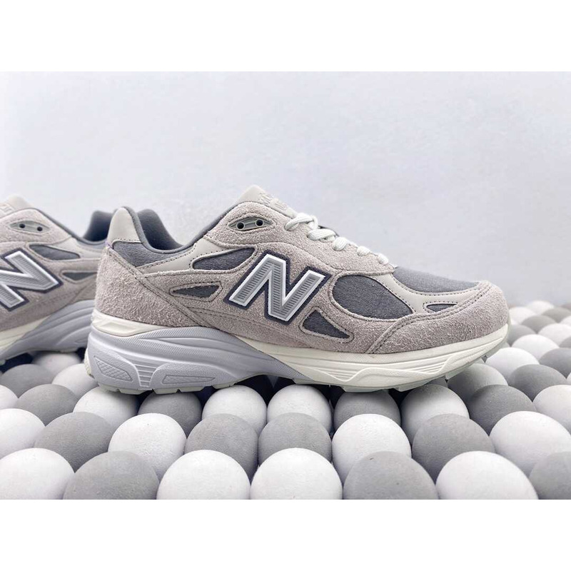New Balance 990V3 Levi\