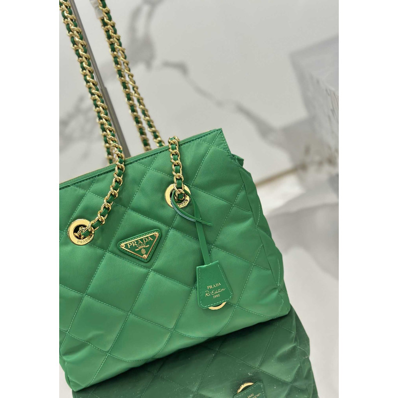 Pra*a re-nylon recycled nylon tote bag green
