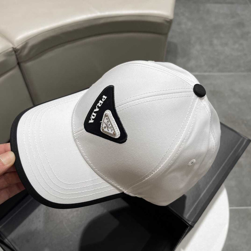 Pra*a  baseball cap with logo white