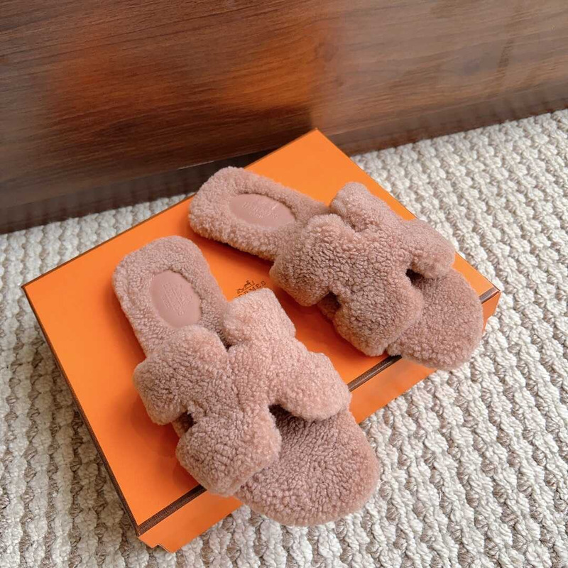 H**mes classic h faux fur slippers nude pink