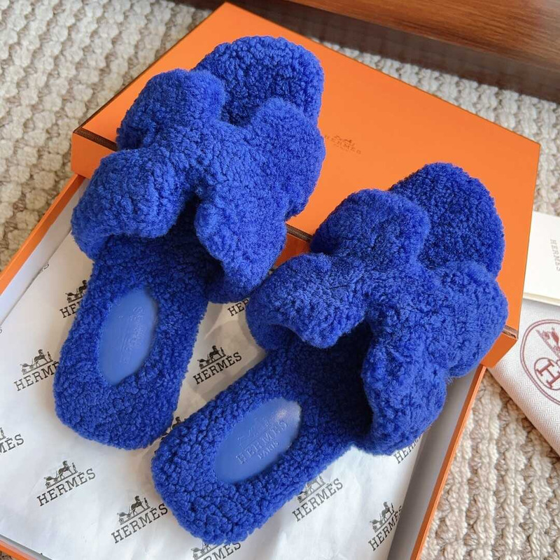 H**mes classic h faux fur slippers navy blue