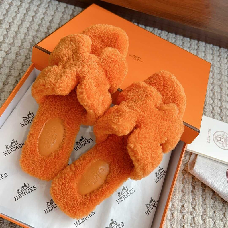 H**mes classic h faux fur slippers orange