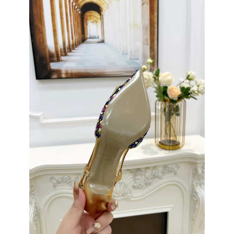 Valentino VLogo Signature Pointed Toe Pumps