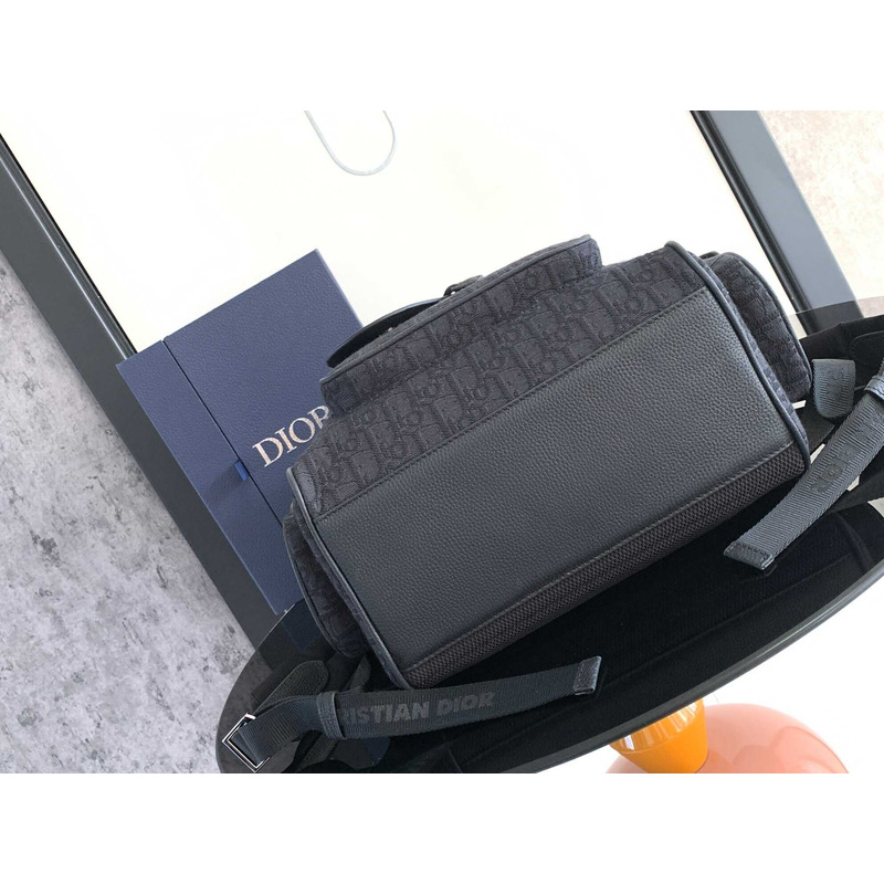 D*or saddle rucksack dark blue grained-leather (calf)