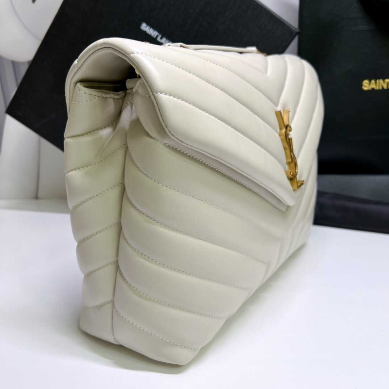 Saint Laurent Loulou Medium Bag In Quilted Leather White