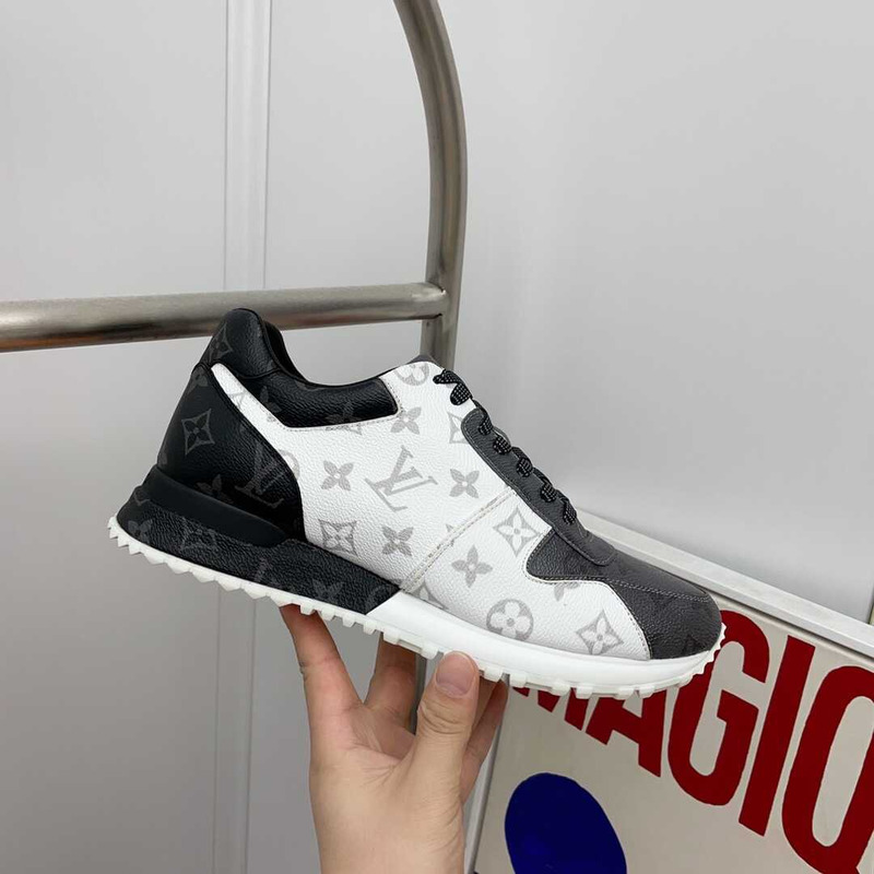 l**is V*t*n run away sneaker monogram