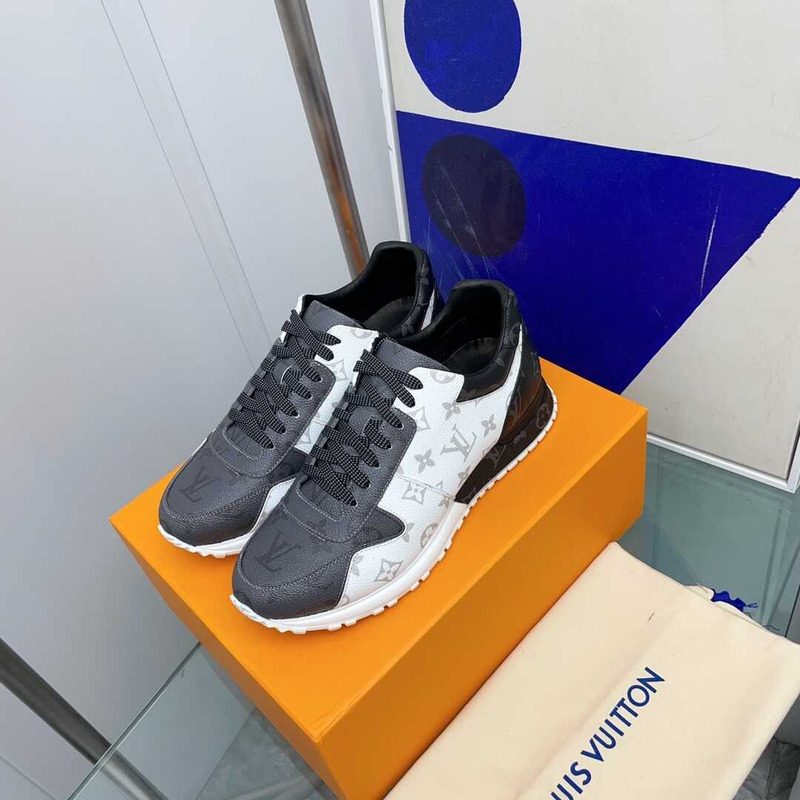 l**is V*t*n run away sneaker monogram