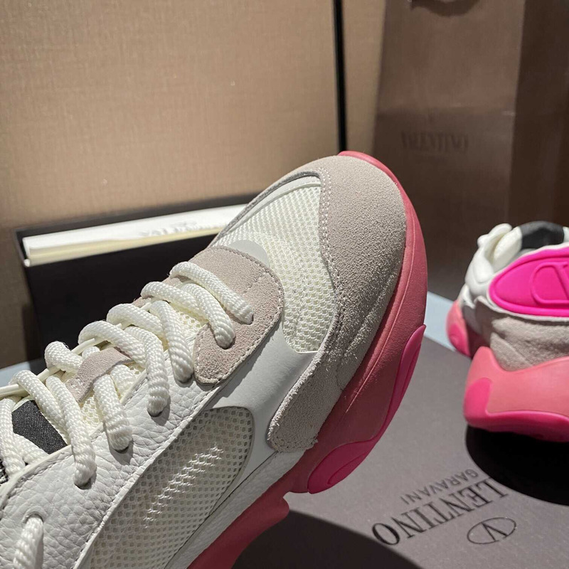 Valentino Garavani White And Pink Bubbleback Sneakers