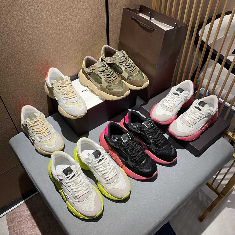 Valentino Garavani White And Pink Bubbleback Sneakers