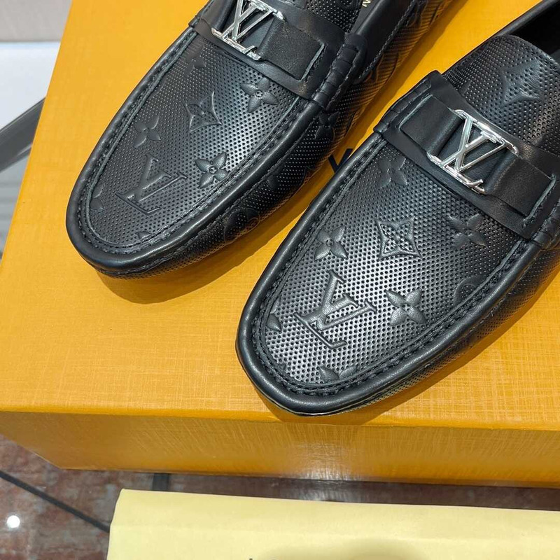 l**is V*t*n hockenheim moccasin loafer black