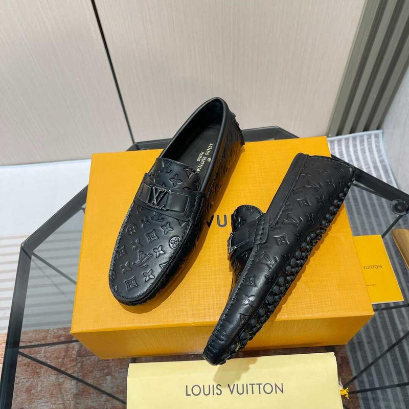 l**is V*t*n hockenheim moccasin loafer black