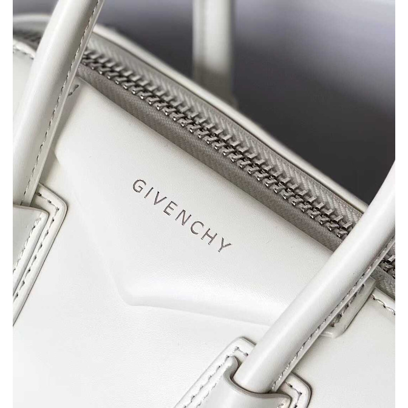 Givenchy Antigona Tote Glazed Mini White