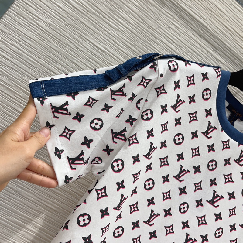 l**is V*t*n tricolor monogram t-shirt