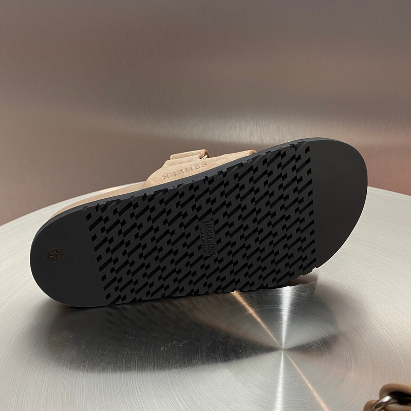 H**mes chypre sandals taupe