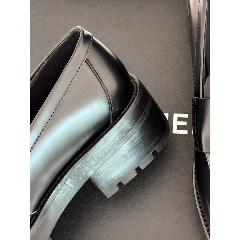 Ch*el moccasins calfskin & metal black