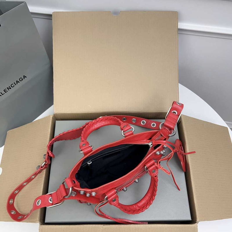 Ba*len*cia*ga neo cagole handbag xs red