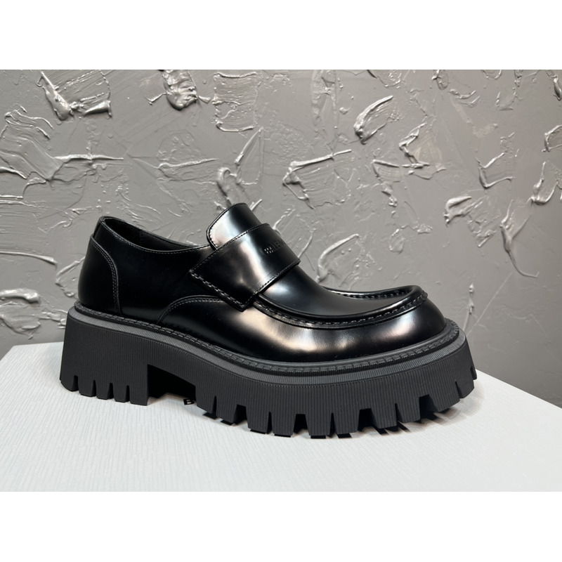 Ba*len*cia*ga tractor leather loafers black