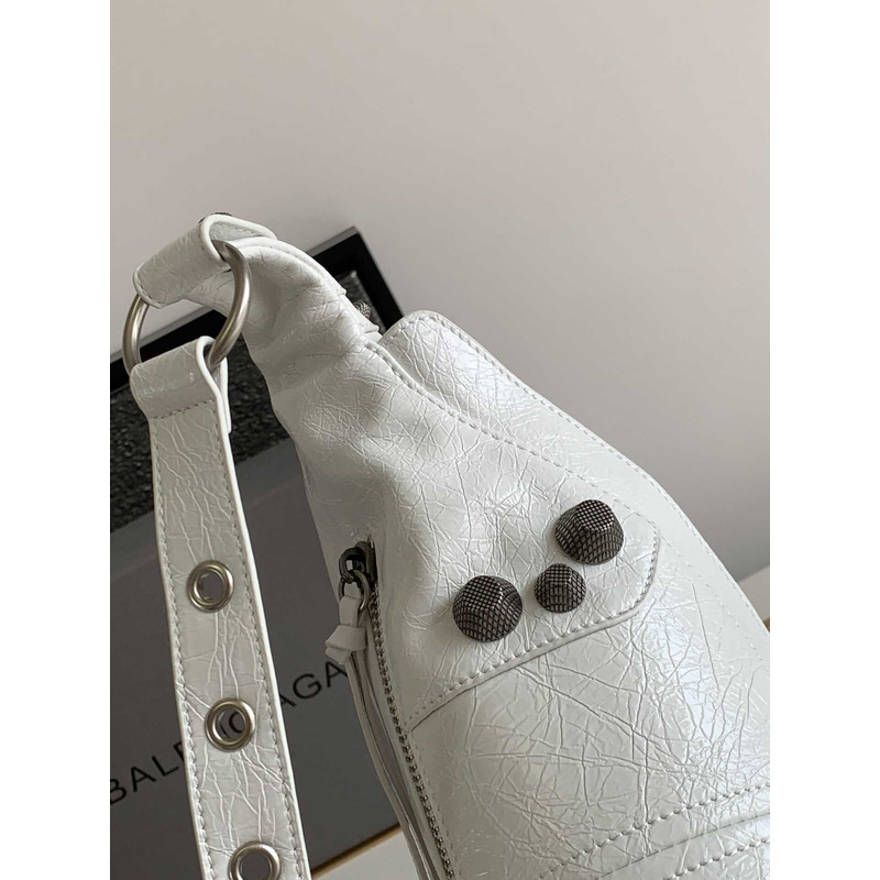 Ba*len*cia*ga le cagole leather belt bag white