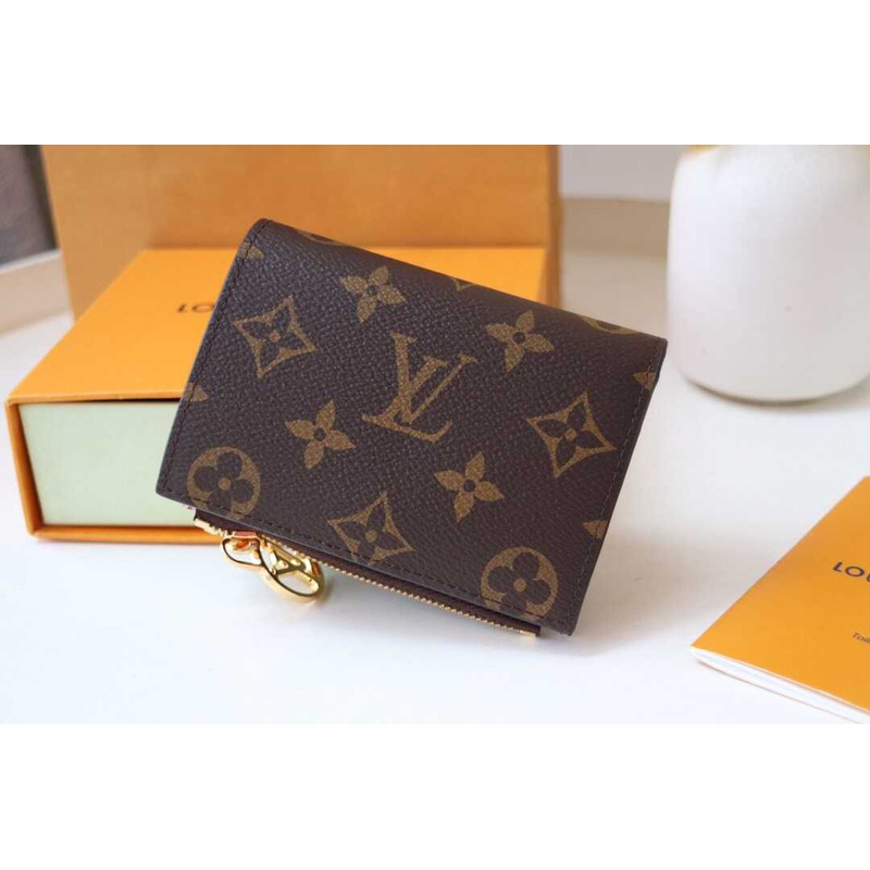 l**is V*t*n passport card holder monogram