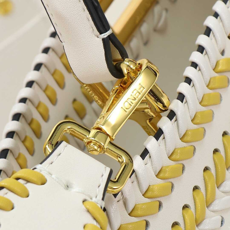 F**di  peekaboo iseeu bag white