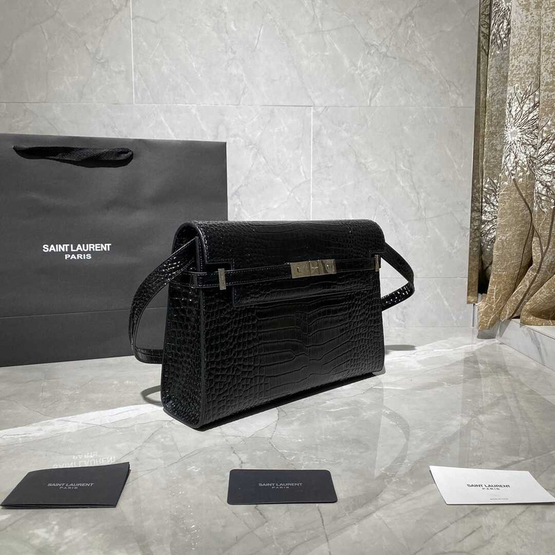 Saint Laurent Manhattan Leather Shoulder Bag Black