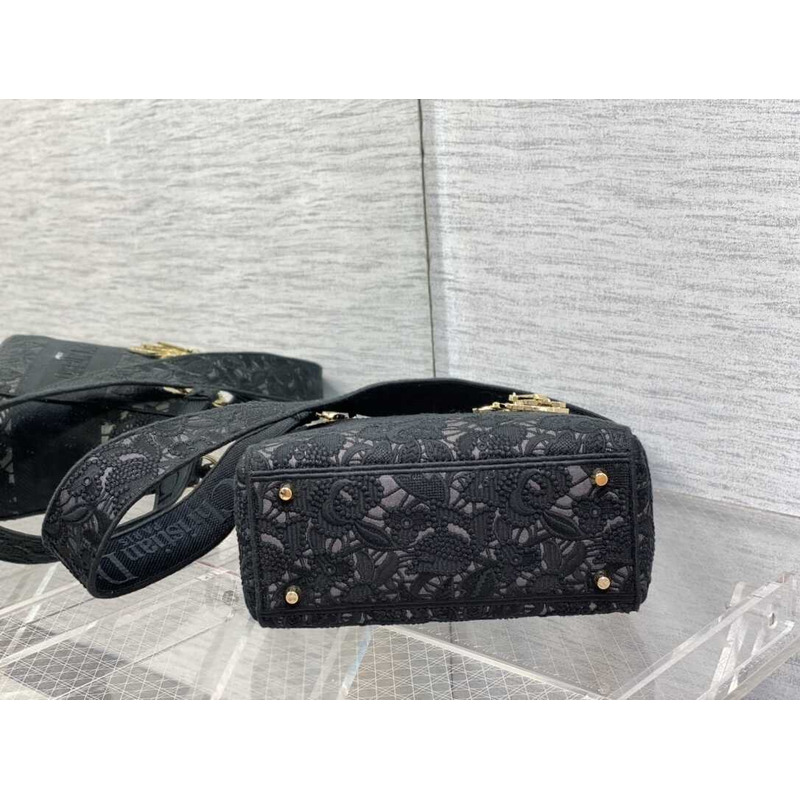 D*or medium lady d-lite bag embroidery black