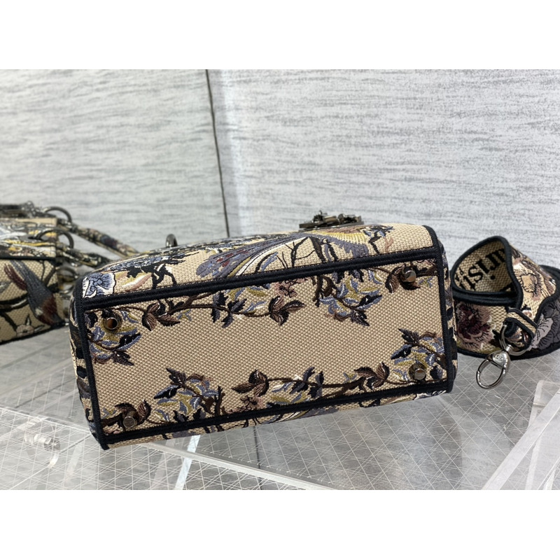 D*or medium lady d-lite bag embroidery beige multicolor