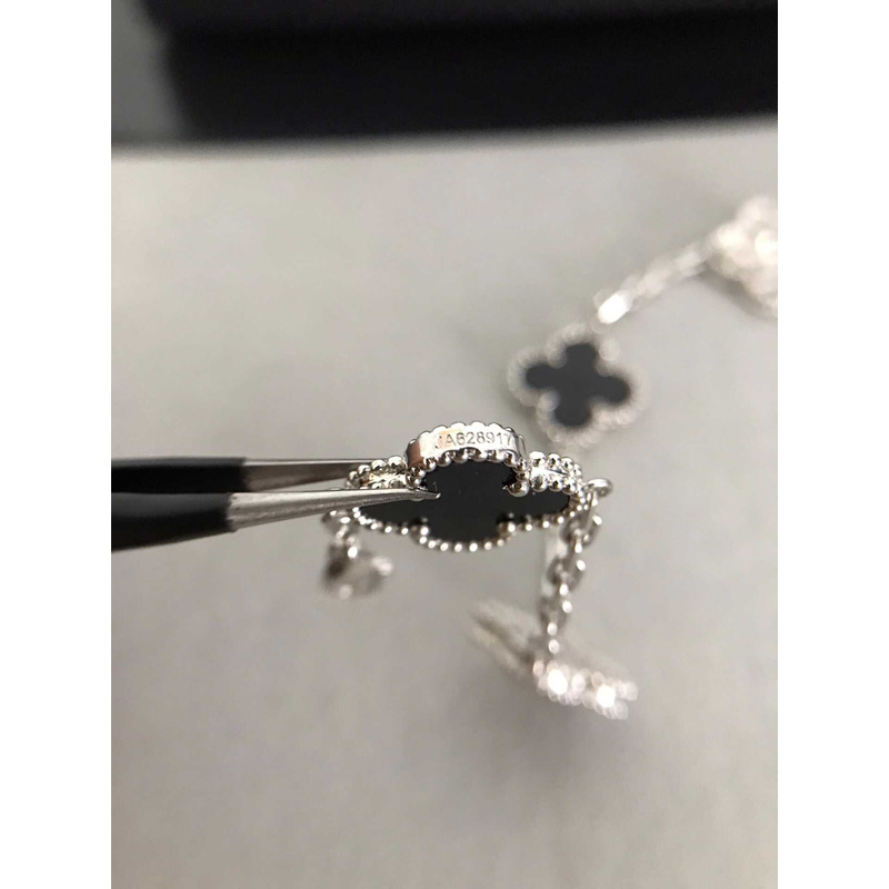 van cleef & arpels vintage alhambra Di*m*nd onyx bracelet