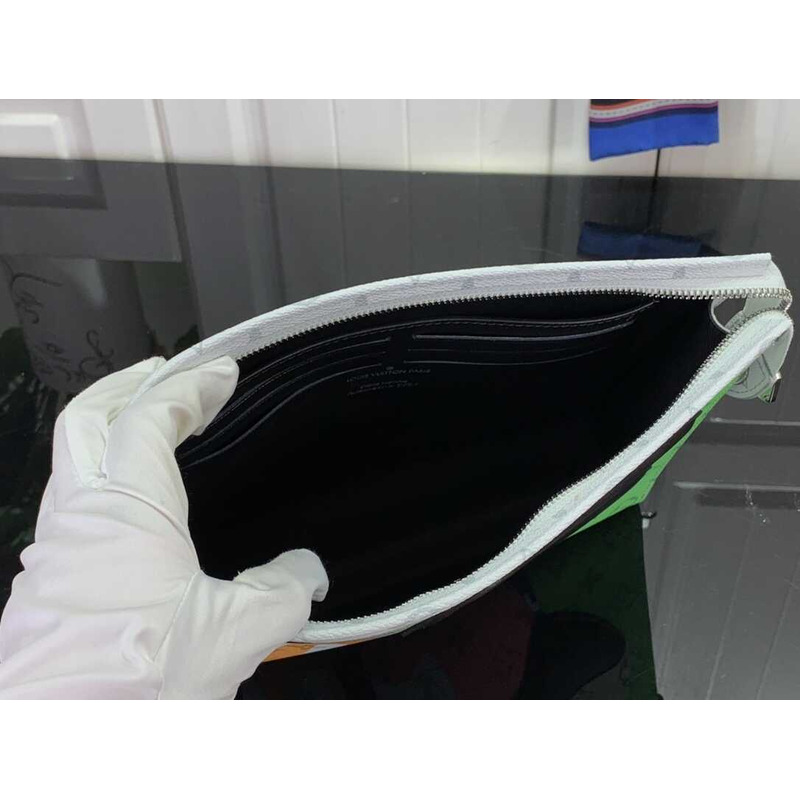 l**is V*t*n pochette voyage multicolor gray