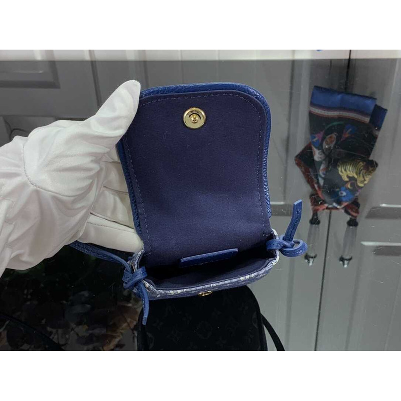 l**is V*t*n blue monogram mini lin canvas pochette cancun bag