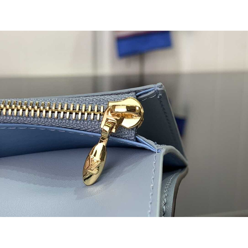 l**is V*t*n lv vertical compact wallet grey