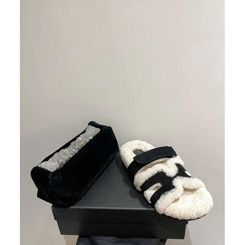 H**mes sandals with fur black and white