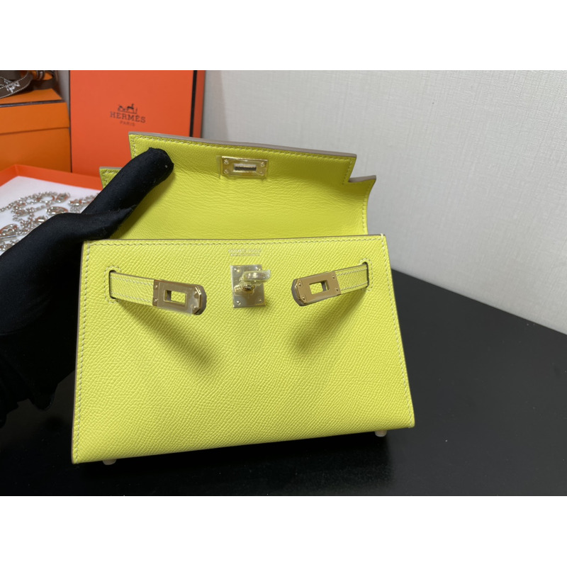 H**mes mini kelly bag green