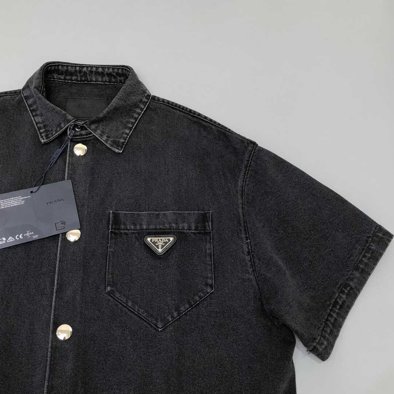 Pra*a chambray short sleeve shirt black