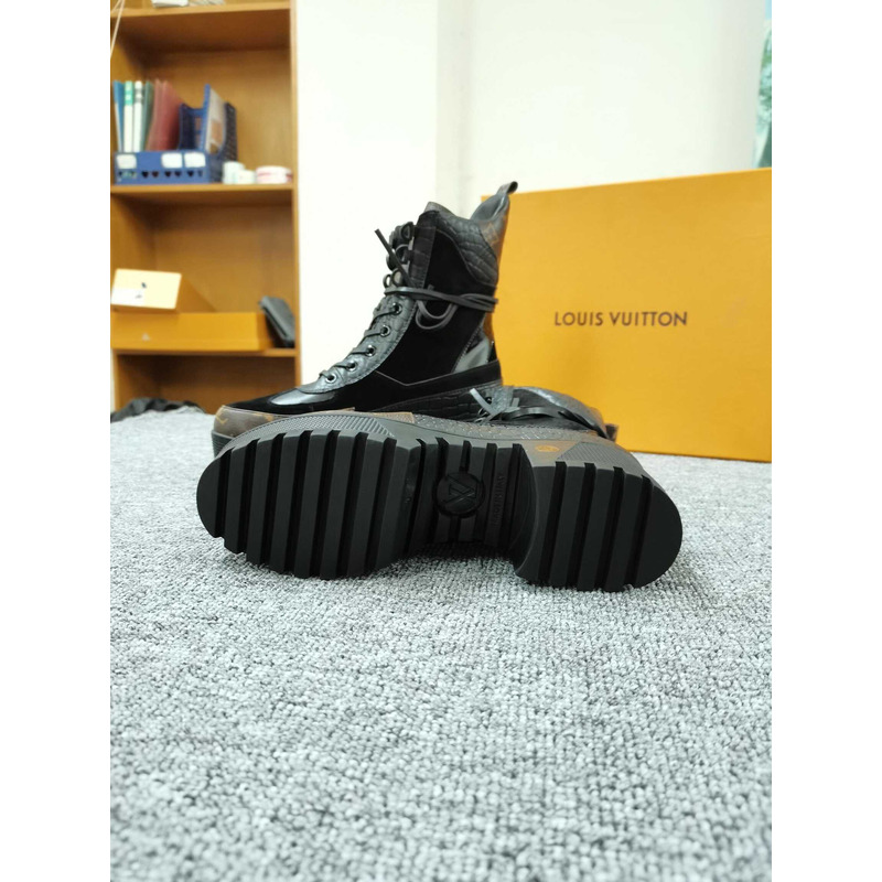 l**is V*t*n monogram print leather boots black