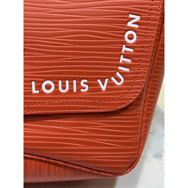 l**is V*t*n montsouris messenger calfskin orange