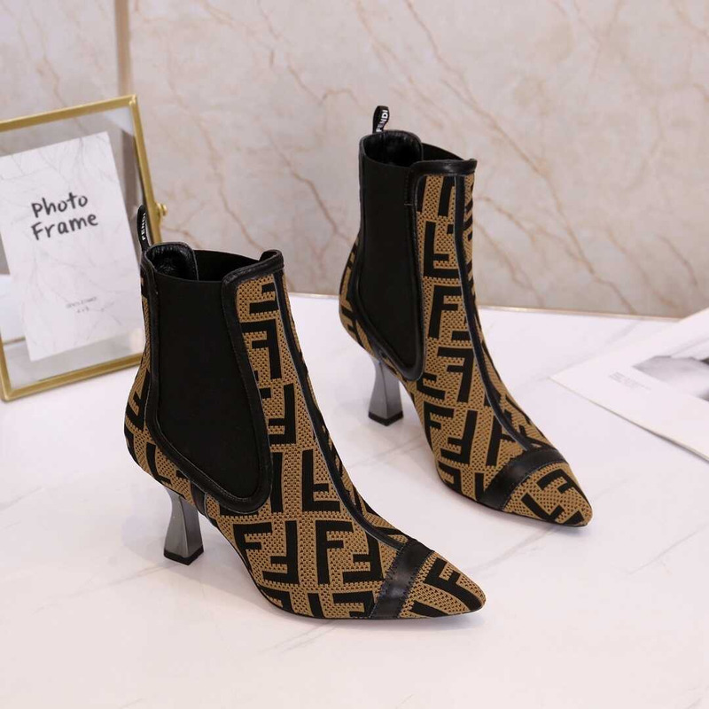 F**di ff ankle boots brown